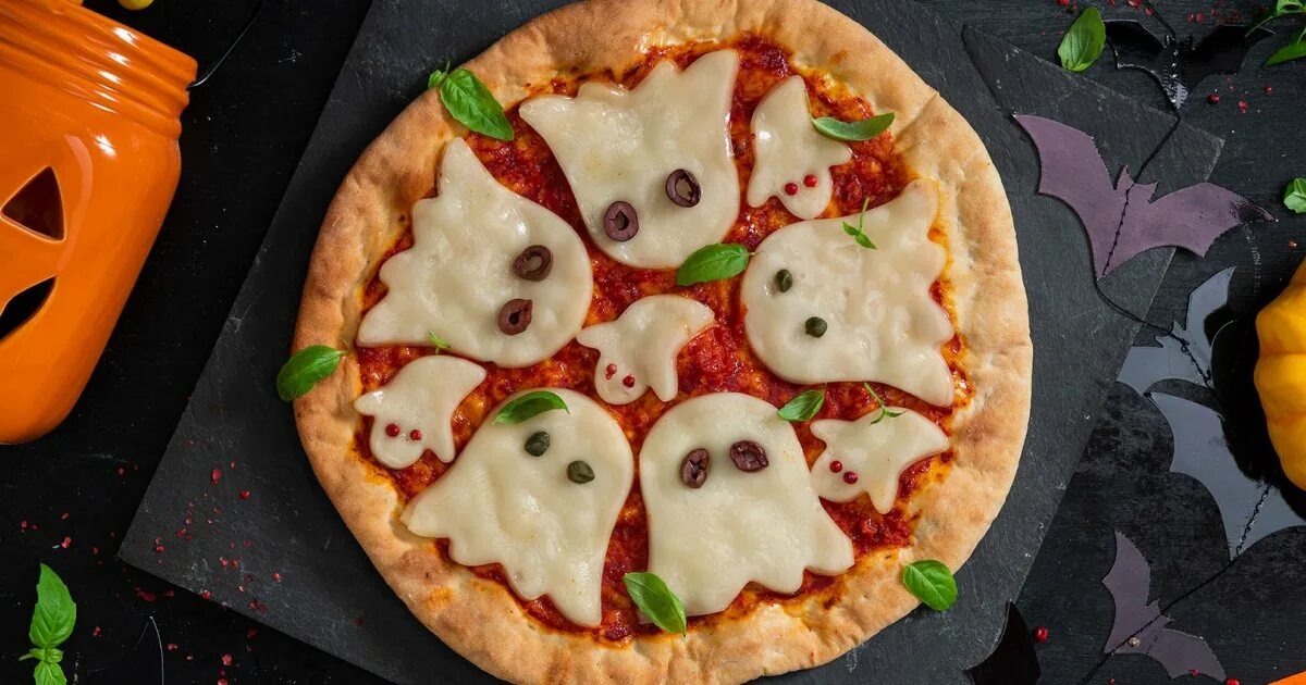 Пицца на хэллоуин фото Recette pizza fantôme pour Halloween - Marie Claire