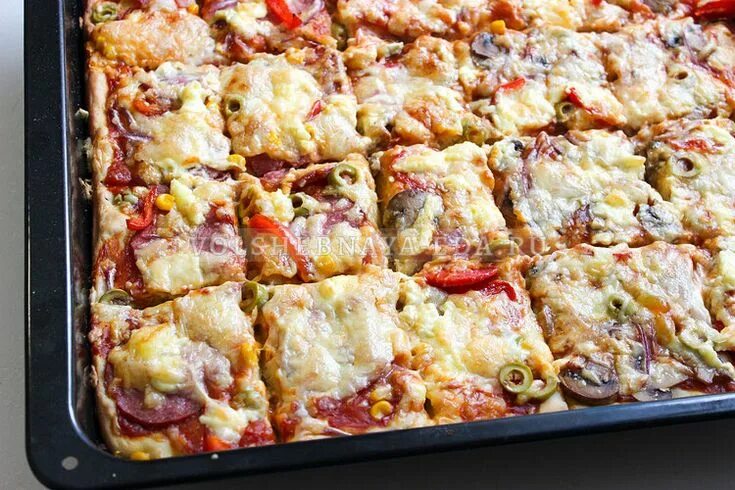 Пицца на кефире фото рецепт А-ля пицца на кефире Волшебная Eда.ру Recipe Ethnic recipes, Food, Pita
