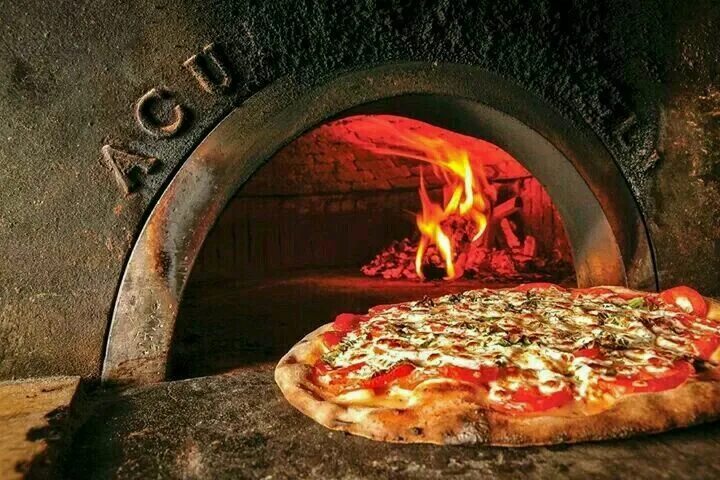 Пицца печь фото Pin by Tamara Fields on misc Pizza place, Good pizza, Pizza