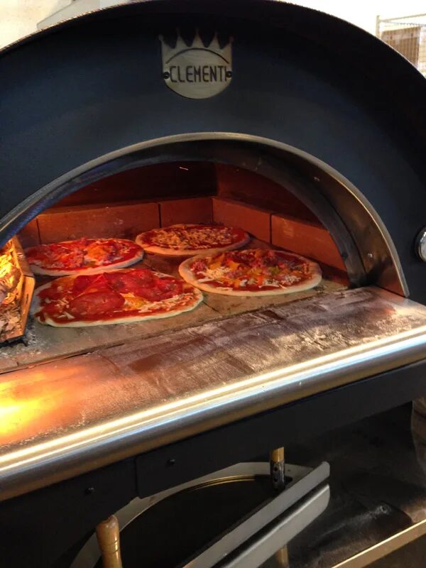 Пицца печь ул маршала жукова 13 фото Forni pizza da giardino, per la casa, per la villa, forni pizza a legna