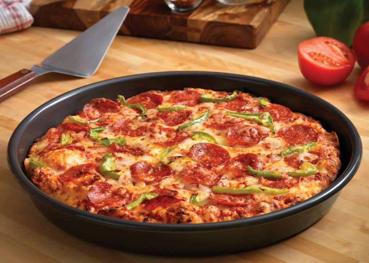 Пицца пятиминутка сковороде рецепт с фото Domino's is offering free medium pizzas with its new emergency program. How to j