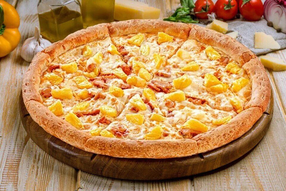 Пицца с ананасами фото Начинки (топпинги) для популярных пицц: пепперони, маргарита, 4 сыра, гавайская.