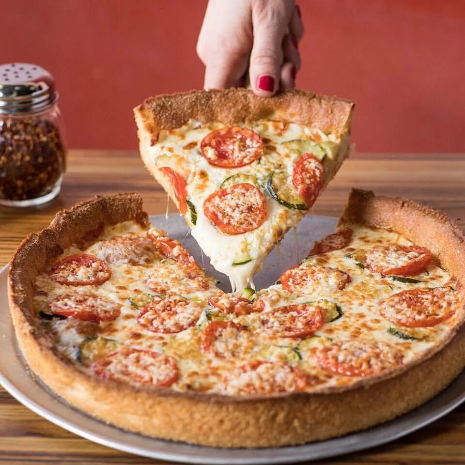 Пицца с днем рождения фото Uber's $5 Pizza Day on Pi Day: Little Star SF