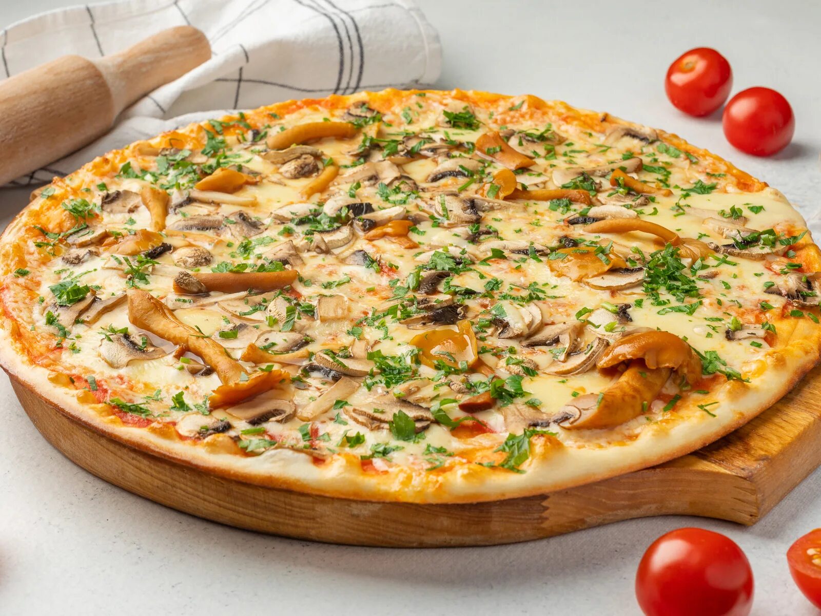 Пицца с грибами фото Мясной пир - Di Villaggio