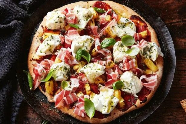 Пицца с моцарелла рецепты с фото Colin's prosciutto, pineapple and mozzarella pizza Recipe Half baked harvest rec