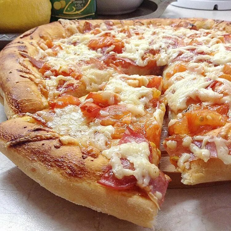 Пицца с сухими дрожжами фото Пицца дрожжевая рецепт с фото пошагово: найдено 83 изображений