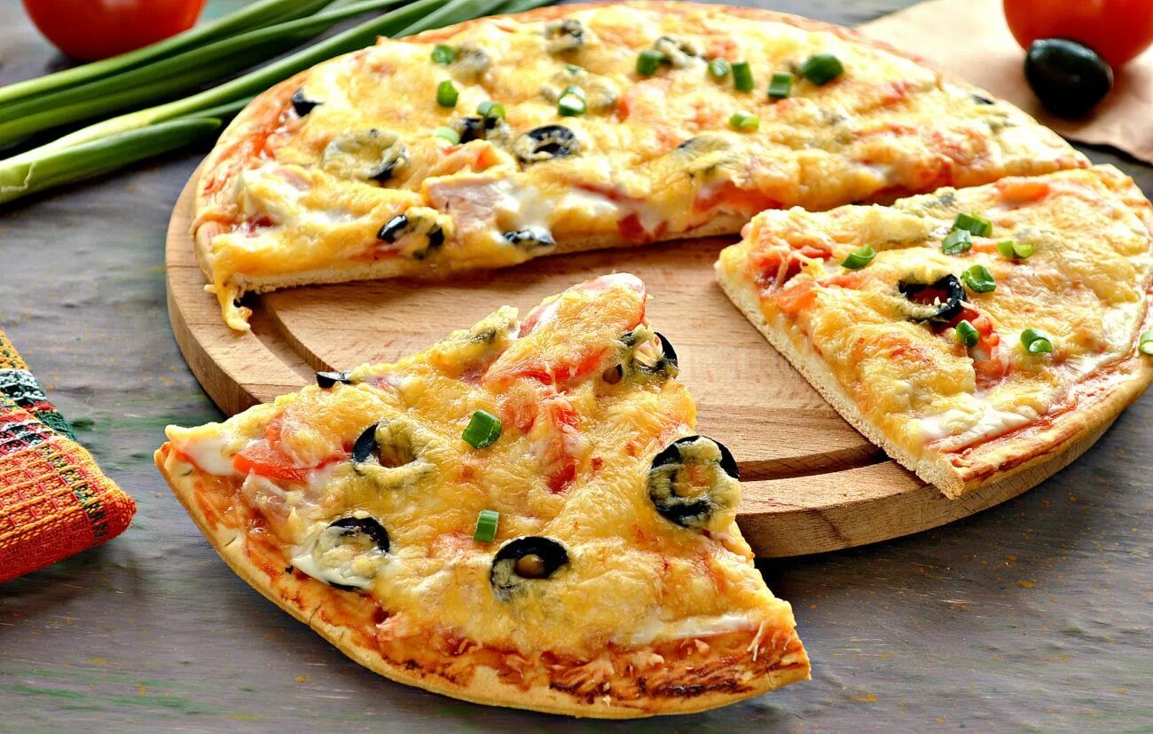 Пицца с сыром фетакса рецепт с фото Пицца с маслинами и копченой курицей рецепт с фото пошагово Рецепт Идеи для блюд