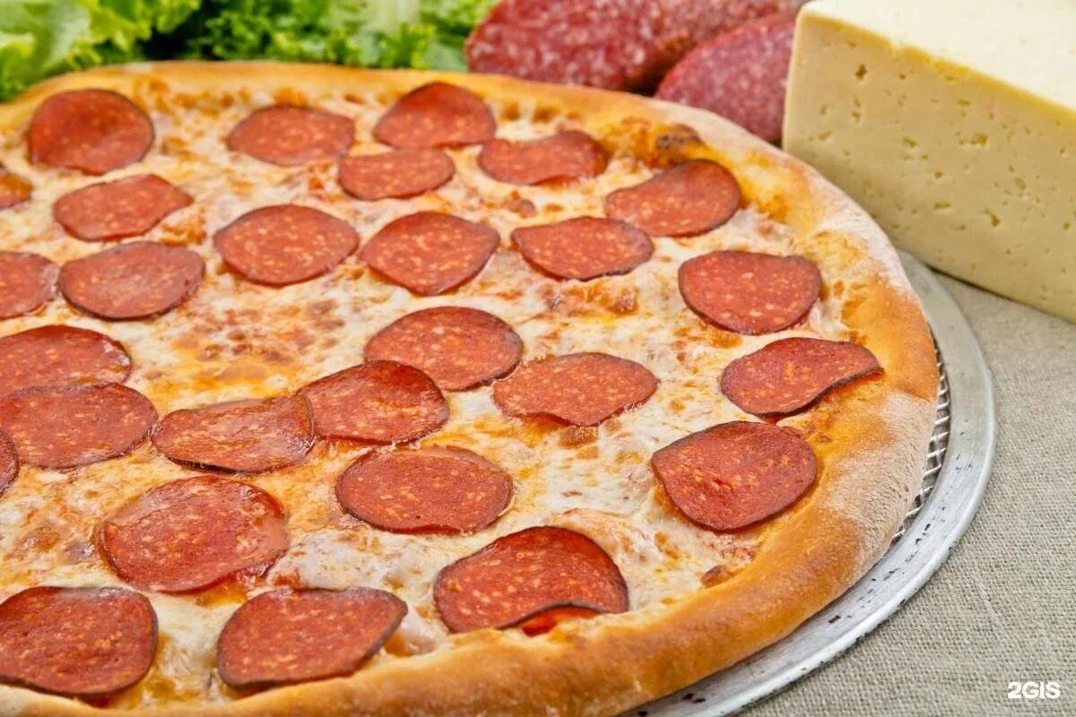 Пицца салями фото Allo pizza, пиццерия, Горького, 25в, с. Витязево - 2ГИС