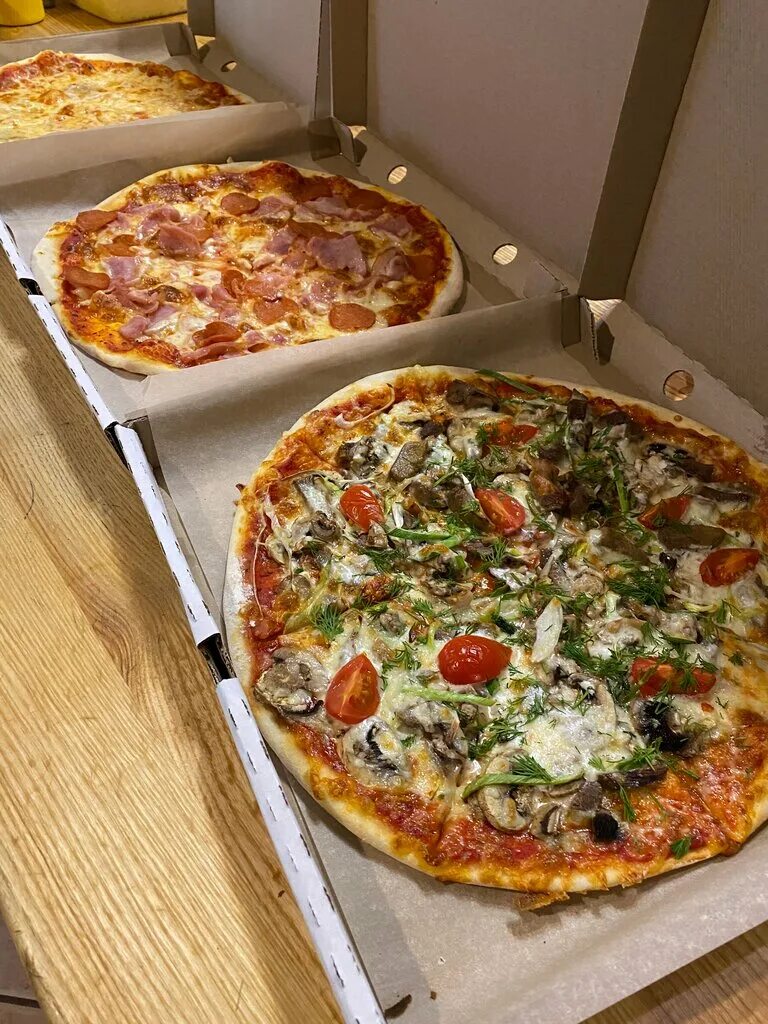 Пицца сан ул орджоникидзе 16 фото Panorama: San-Pizza, cafe, Астрахань, улица Космонавтов, 14 - Yandex Maps