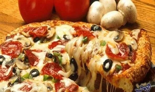 Пицца сыр тянется фото تعرفي على طريقة سهلة وبسيطة لإعداد البيتزا Health صحة وتغذية Crockpot recipes, F