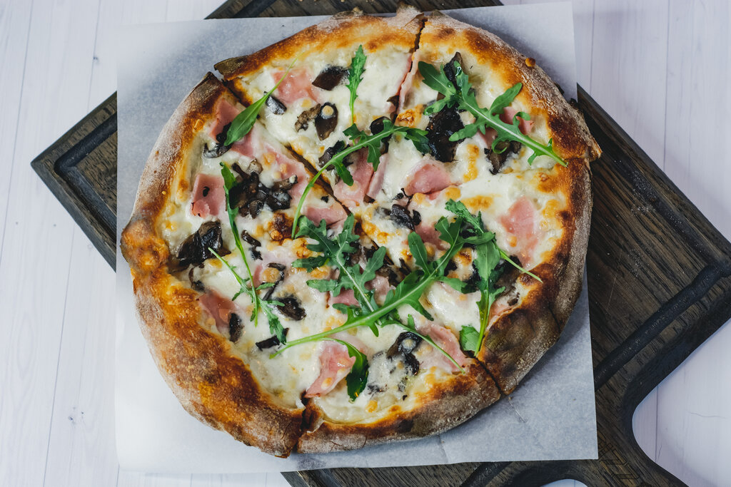 Пицца точка 23а олимпийский микрорайон фото Ветчина и грибы 30 см - Pizza Point Нагорная - Кафе