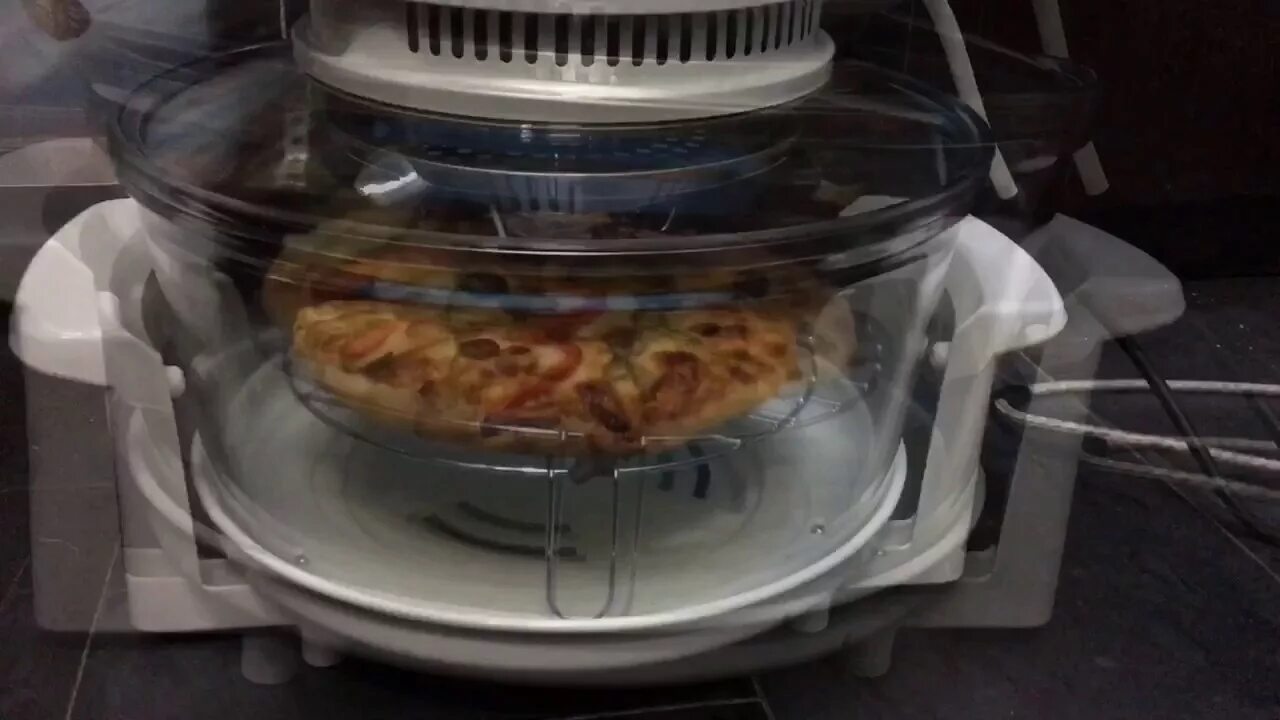Пицца в аэрогриль с фото COOKING PIZZA USING IKON CONVECTION OVEN - YouTube