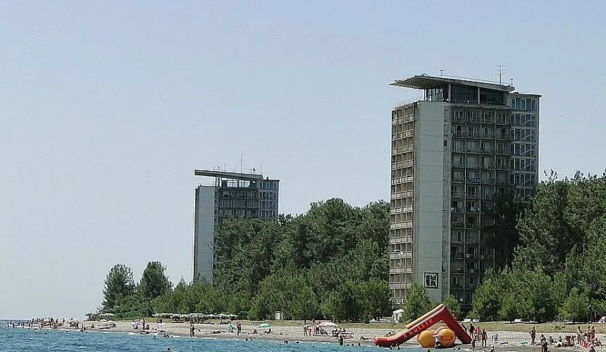Пицунда фото отелей Отели Абхазии, не уважающие туристов, будут жалеть о своем поведении