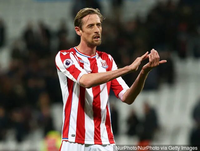 Питер крауч фото Peter Crouch claims Liverpool wanted winger before Tottenham Hotspur move