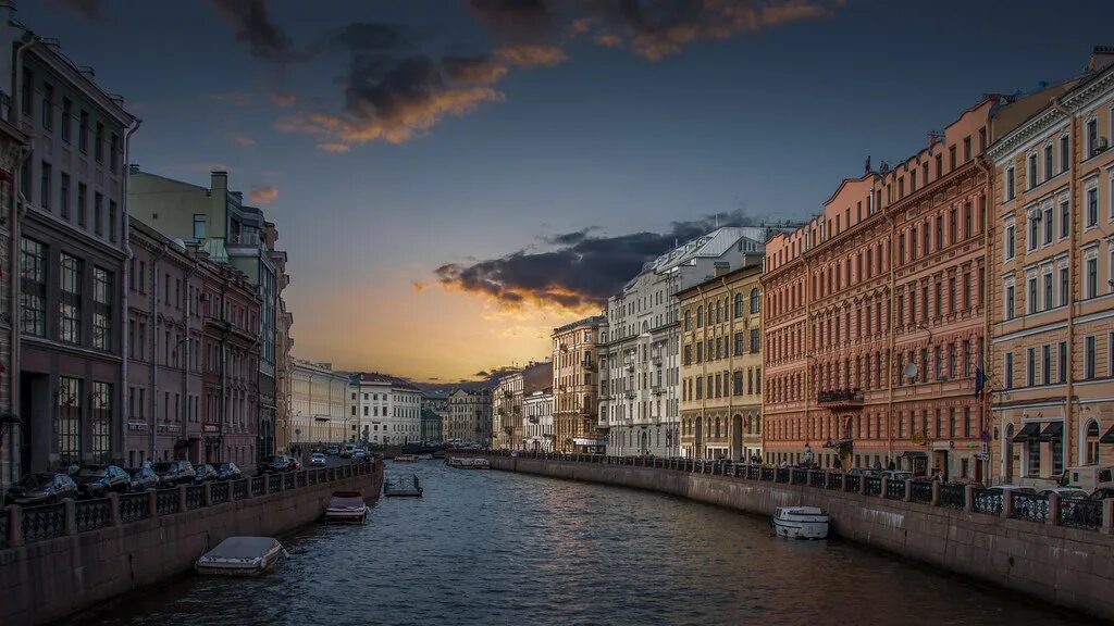 Питер ли фото Explore 12/04/20 #73 Coucher de soleil sur le canal Moik. Flickr