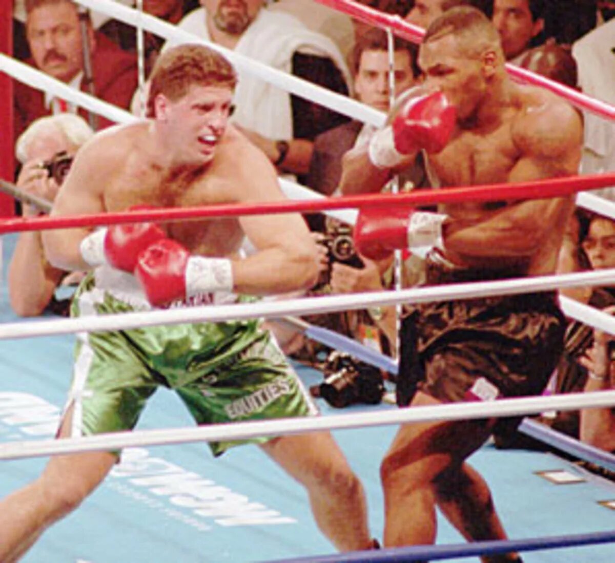 Питер макнили боксер биография фото сейчас Fifteen years after Tyson-McNeeley, the Hurricane looks back - Sports Illustrate