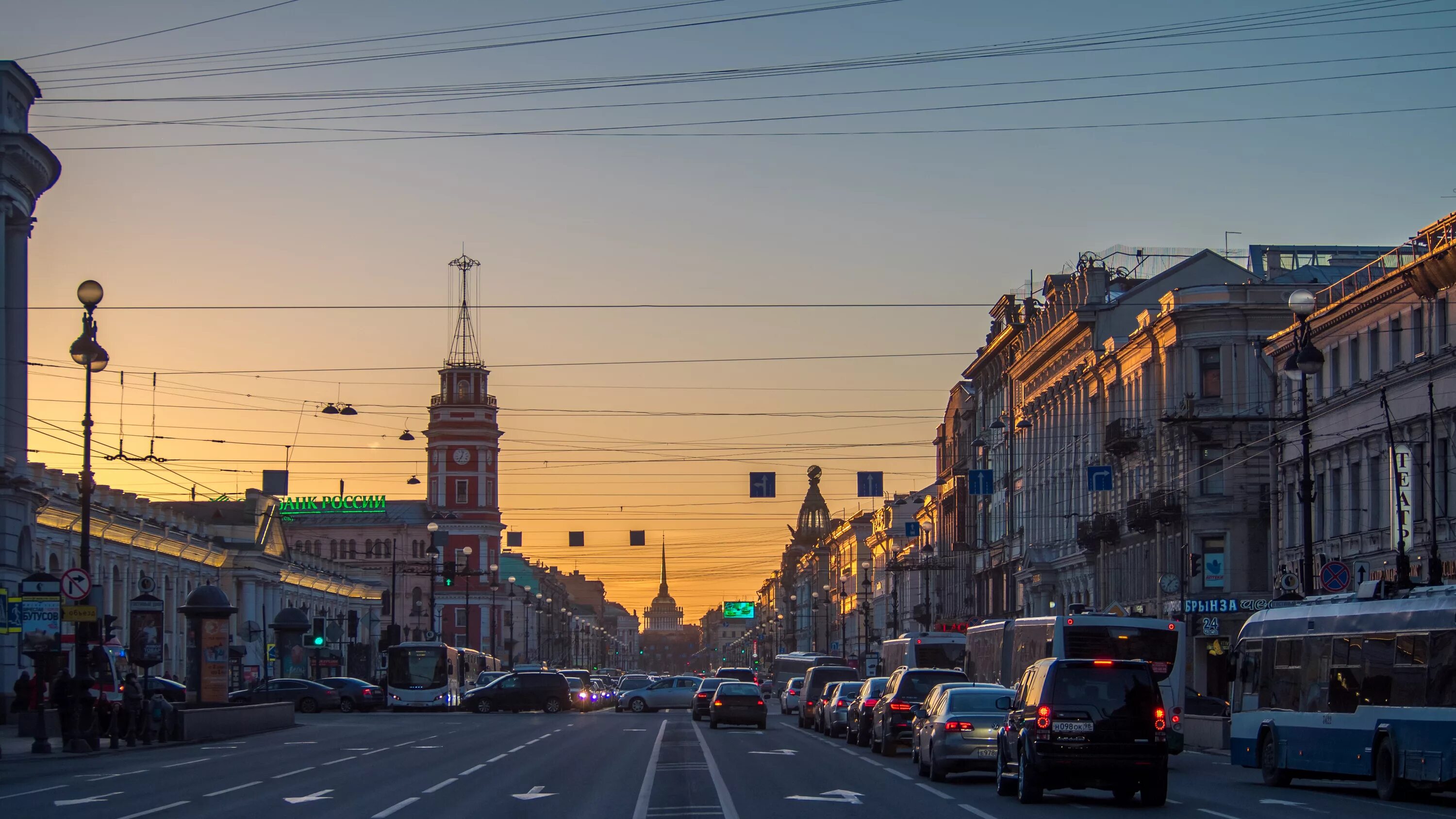 Питер невский проспект фото Wallpaper : sky, road, city, urban area, car, metropolitan area, landmark, metro