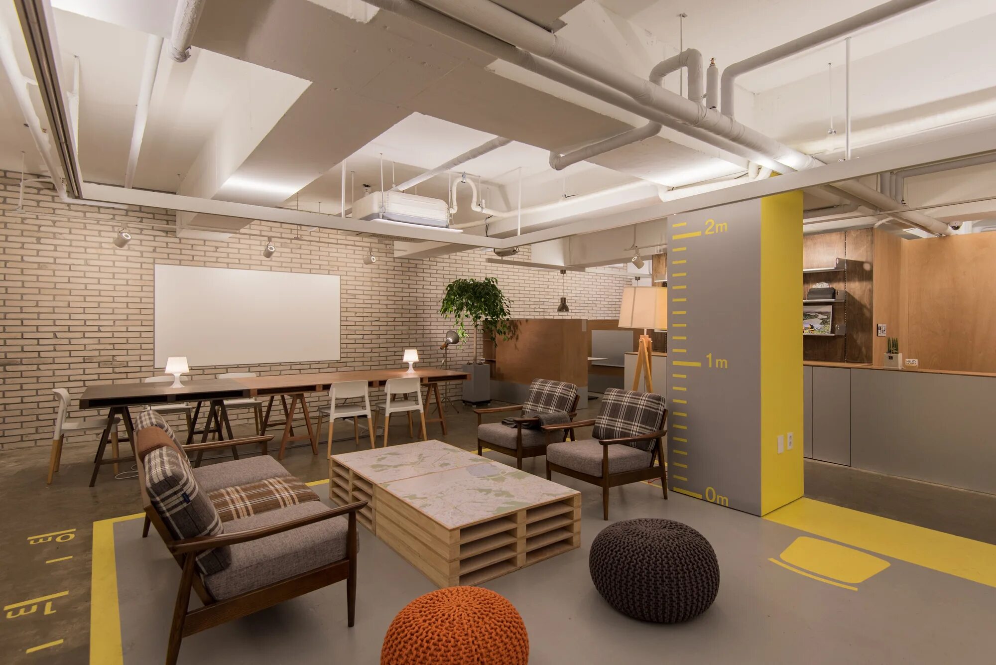 Питер после 9 класса дизайнер интерьеров Gallery of Mr. Homes / design studio INTU:NE - 14