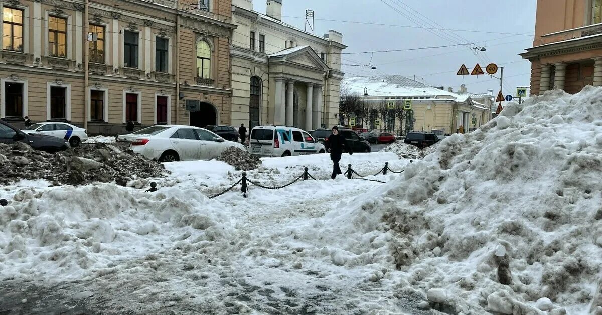 Питер снег фото Иностранные шпионы с помощью нейросетей создали порядка 20 тысяч поддельных фото