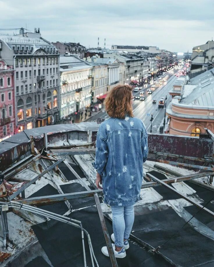 Питер стильные фото Saint Petersburg Roof Top St petersburg, Petersburg, Street view