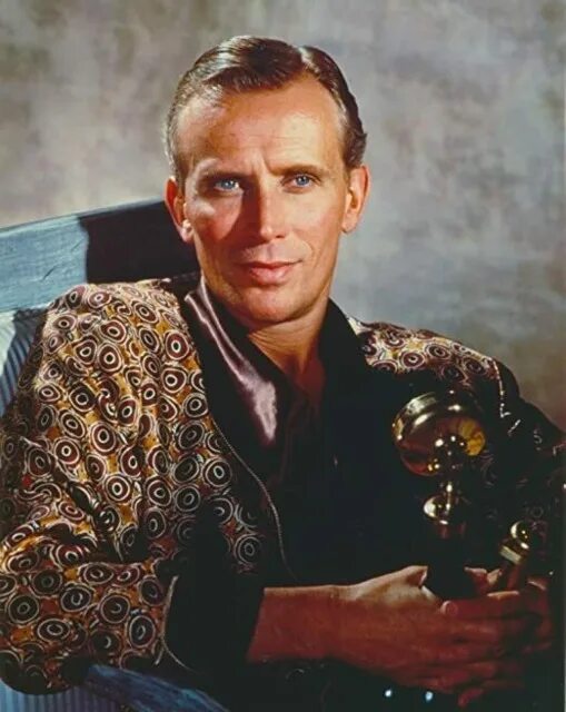 Питер уэллер в молодости фото Peter Weller Comics - Comic Vine