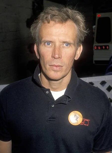 Питер уэллер в молодости фото Pin on Peter Weller Peter weller, Polo ralph lauren, Mens tops