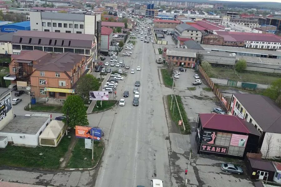 Планета чеченская ул 20 назрань фото В Назрани в Ингушетии капитально отремонтируют улицу Чеченскую Национальные прое