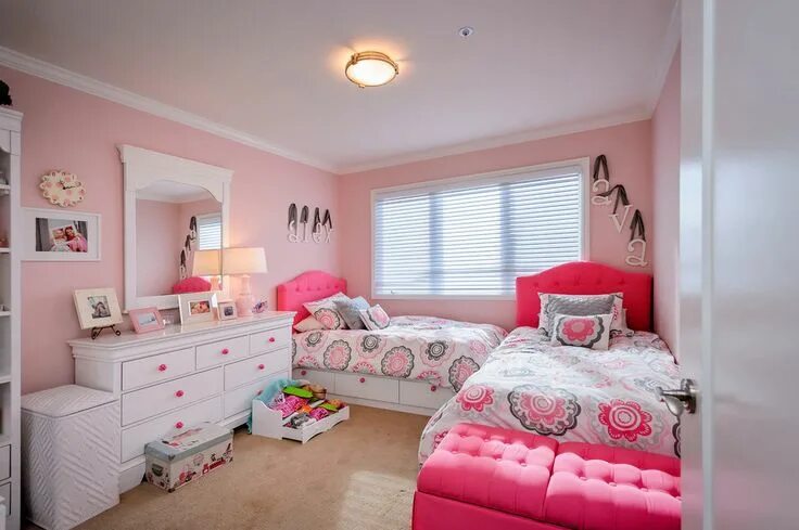 Планировка спальни для двух девочек Good Looking dresser pulls in Kids Traditional with Girls Shared Bedroom next to