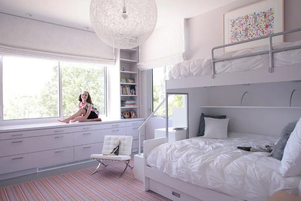 Планировка спальни для двух девочек Hamptons Hideaway - Современный - Детская - Нью-Йорк - от эксперта Betty Wasserm