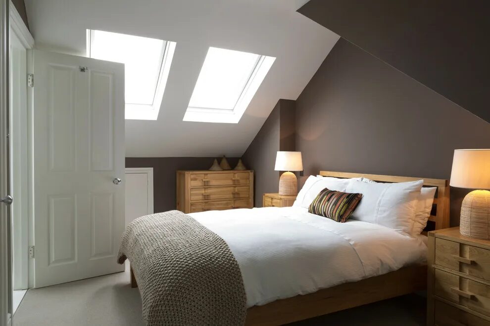 Планировка спальни мансарда Loft Rooms - Современный - Спальня - Кент - от эксперта Amanda Neilson Interiors