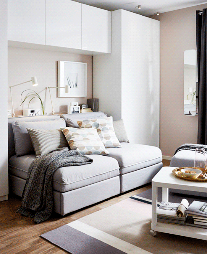 Планировка спальни с диваном 6 IKEA Apartment Ideas to Make Your Home Feel Huge Design de apartamento pequeno