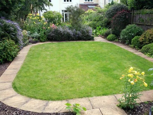 Планировка цветника на участке с дорожками HGTVGardens Has Moved Garden edging, Grasses garden, Lawn edging