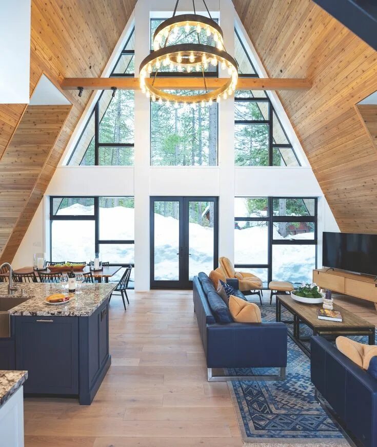Планировка треугольного дома внутри фото At Home in an A-Frame - Mountain Living A frame house, A frame house plans, A-fr