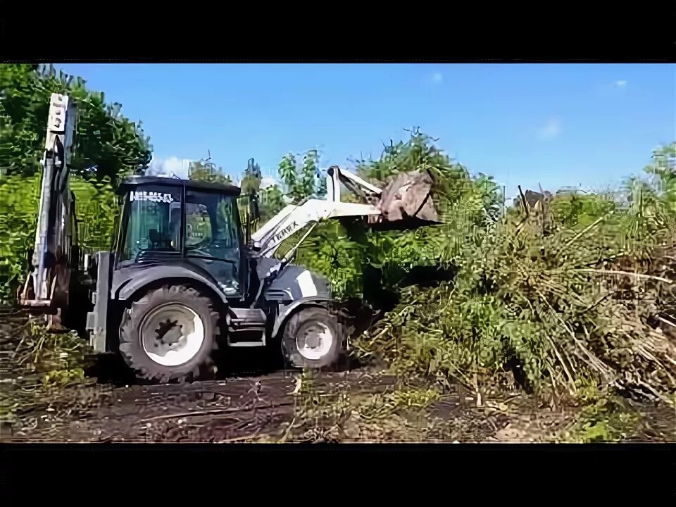 Планировка участка экскаватором видео Планировка участка экскаватором-погрузчиком TEREX 860 SX. Расчистка заброшенного