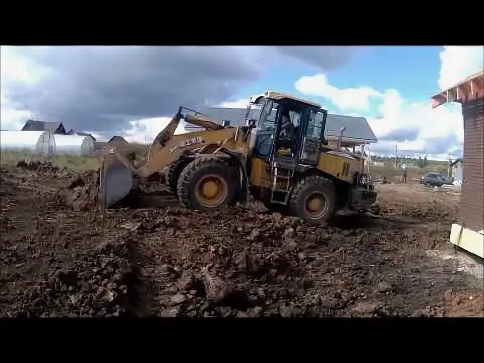 Планировка участка фронтальным погрузчиком видео ПЛАНИРОВКА ПО СЫРОМУ ГРУНТУ ЧАСТЬ 1 - YouTube