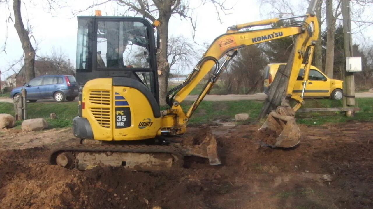Планировка участка мини экскаватором видео Миниэкскаватор Komatsu PC35 планировка приусадебного участка. Калининград - YouT