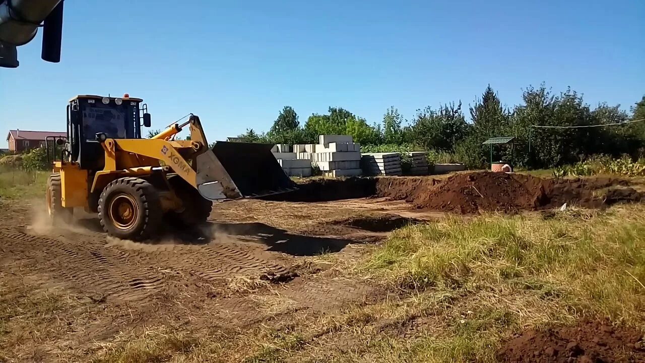 Планировка участка с использованием бульдозер или экскаватора Стройка. Этап 1. Разработка котлована - YouTube