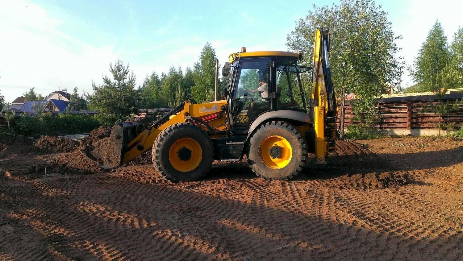 Планировка участка трактором jcb Песок строительный в Абатском: 66 мастеров земляных работ с отзывами и ценами на
