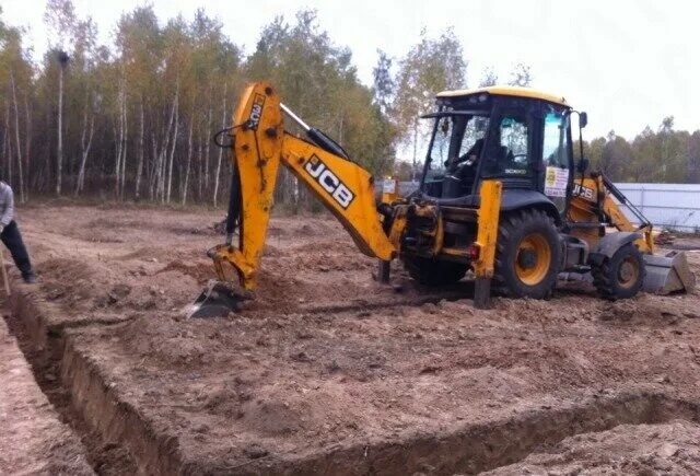 Планировка участка трактором jcb Выкопать фундамент экскаватором в Нахабино: 94 мастера земляных работ с отзывами