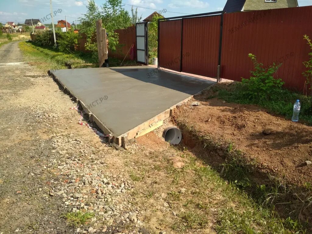 Планировка заезда на участок Устройство въезда на участок в Кубинке, выполненное компанией ЗЕМЛЕЧИСТ