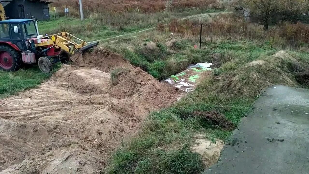 Планировка земельного участка трактора виды работ ПЛАНИРОВКА УЧАСТКА БУЛЬДОЗЕРОМ за 3 мин. Засыпка дренажного поля. - YouTube