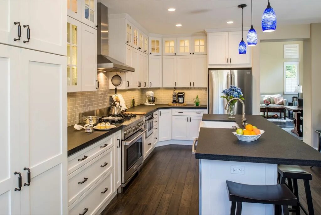 Планировки кухни 10 Home Improvement Archives Simple kitchen design, Black kitchen countertops, Hard