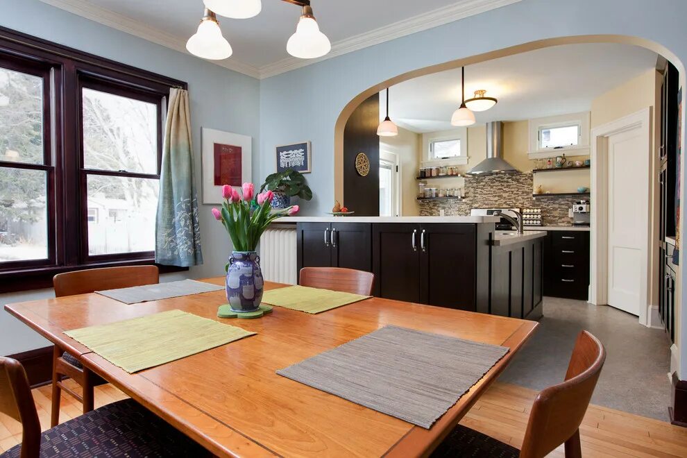 Планировки кухни столовой в доме St. Paul Bungalow Contemporary Kitchen Remodel - Классический - Кухня - Миннеапо