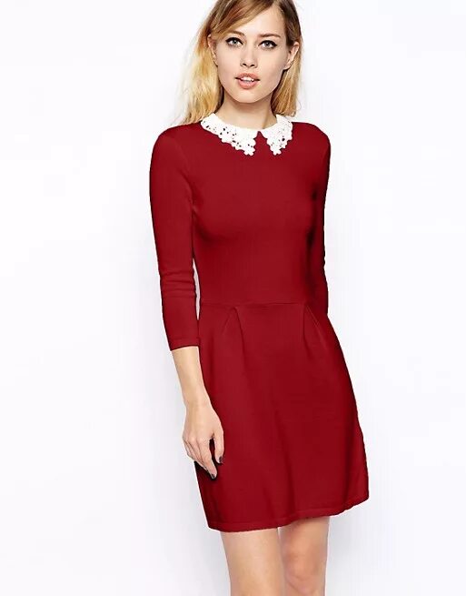 Платье без воротника фото ASOS - Vestito a pieghe lavorato a maglia con colletto di pizzo ASOS