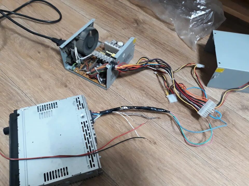 Подключение автомагнитолы к блоку питания компьютера Подключение магнитолы через блок питания ПК или когда нечем заняться - Lada Прио