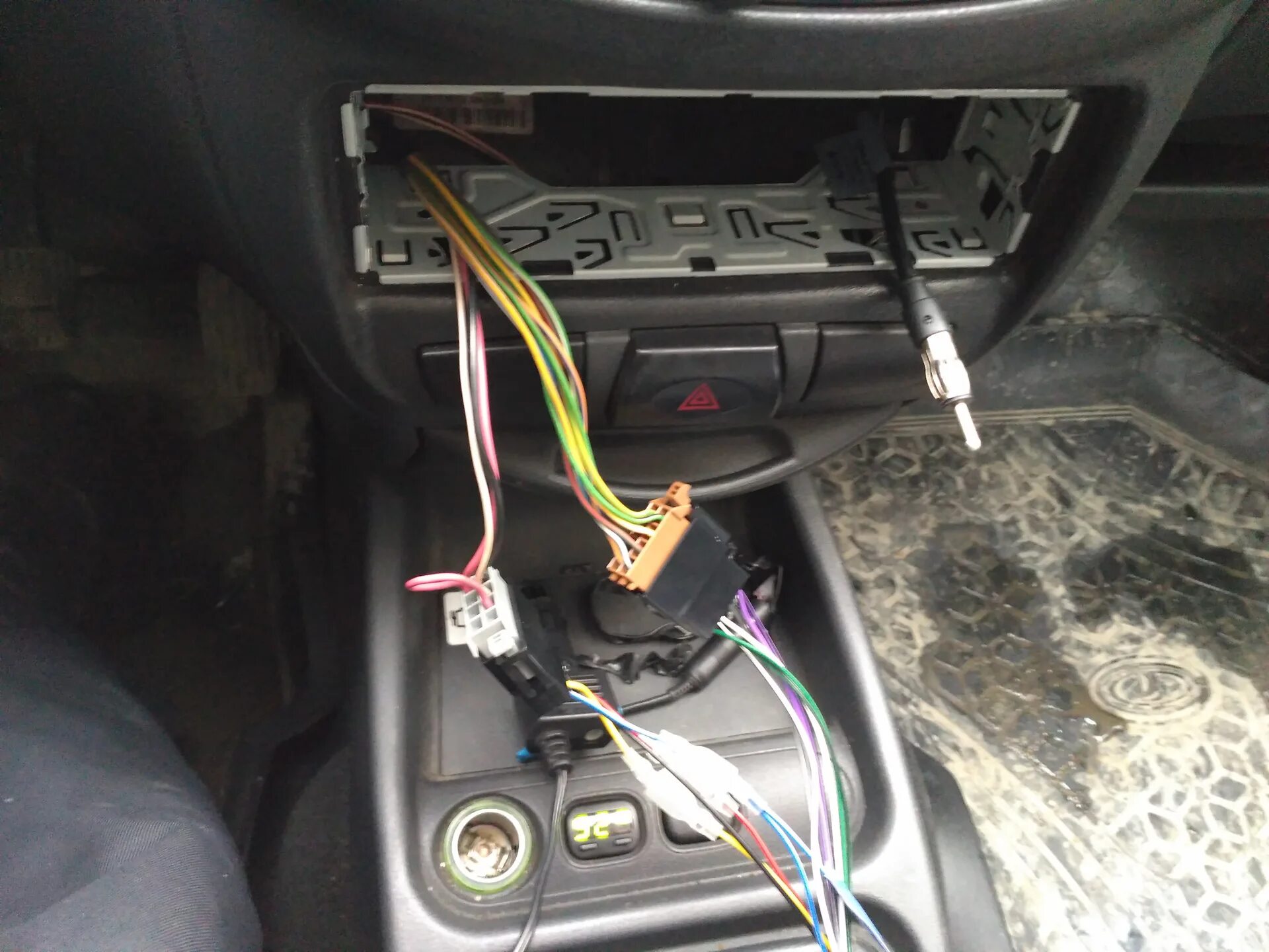Подключение автомагнитолы калина 1 Поставил магнитофон Pioneer MVH-190UBG и БК ШТАТ - Lada Калина хэтчбек, 1,6 л, 2
