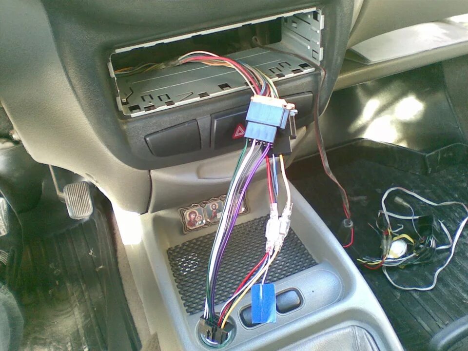 Подключение автомагнитолы калина 1 Магнитола Pioneer MVH-180UBG - Lada Калина седан, 1,6 л, 2006 года аксессуары DR