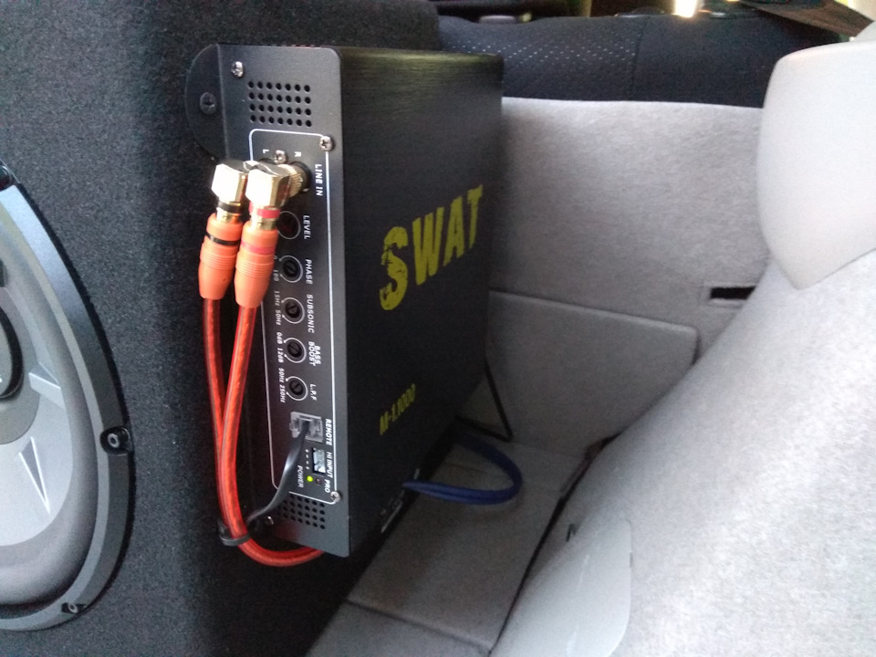 Подключение автомобильного сабвуфера дома Навел порядок в багажнике) - Toyota Prius (30), 1,8 л, 2015 года автозвук DRIVE2