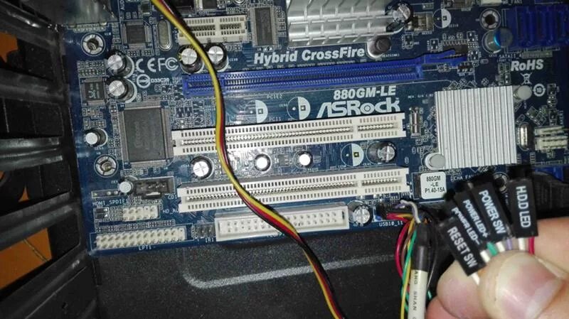 Подключение блока питания к материнской плате asrock Ответы Mail.ru: Провода к материнке asrock 880gm-le