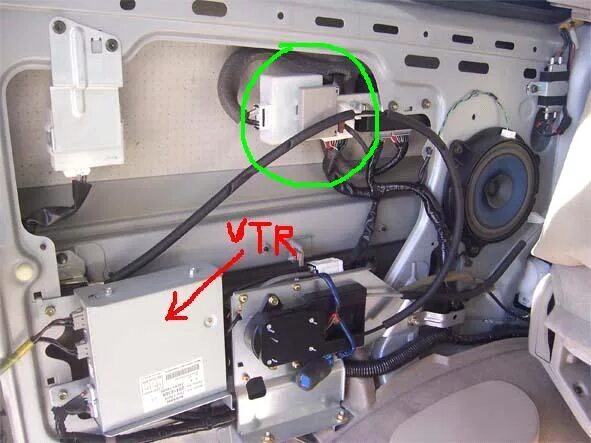 Подключение сенсорной кнопки двери тойота альфард Все про двери. Сдвижные двери С-23. - Страница 14 - Клуб любителей микроавтобусо